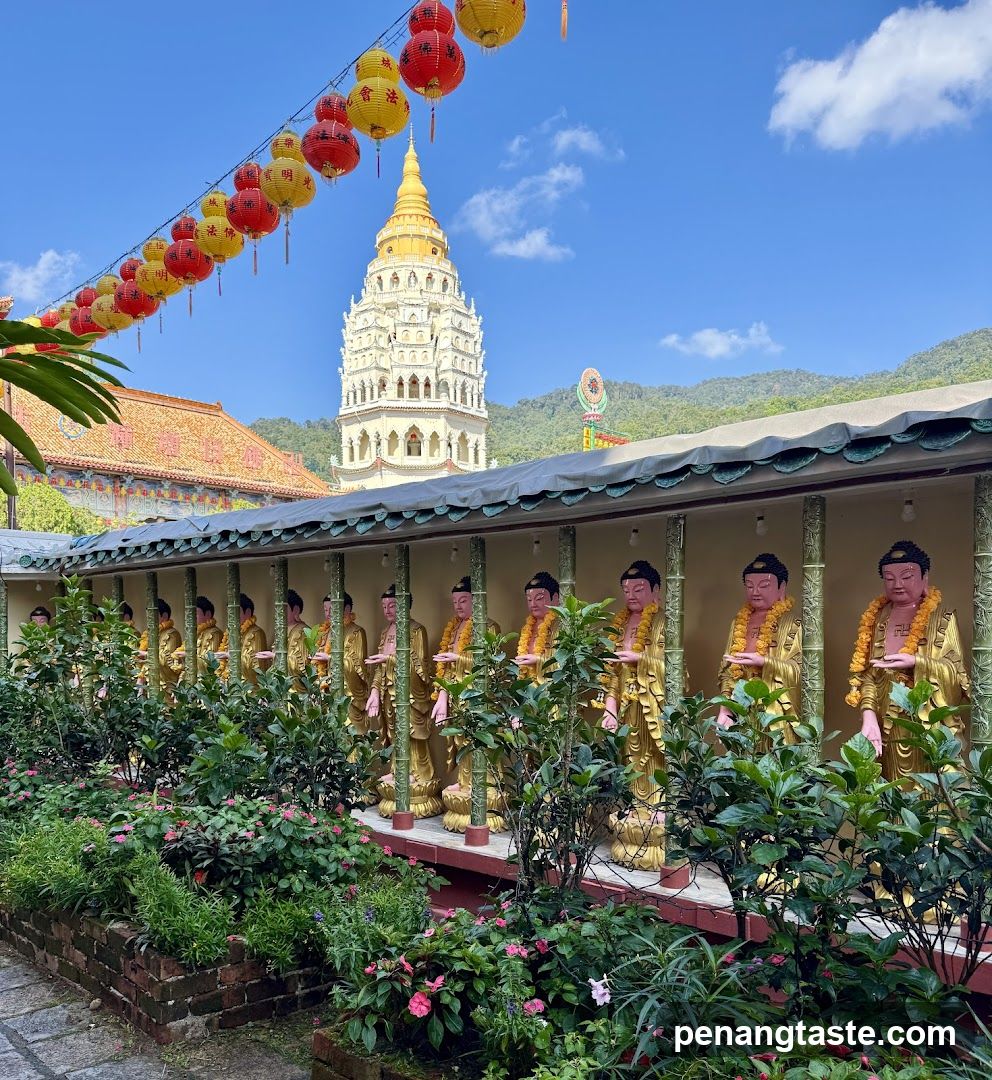 Buddha Statues at Temple