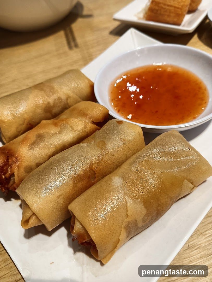 Spring Rolls with Sauce