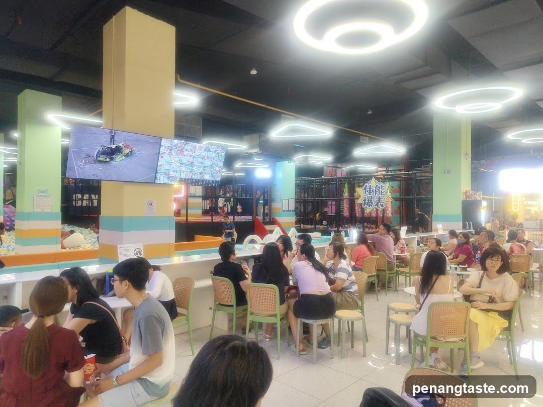 Indoor Play Area and Dining Space