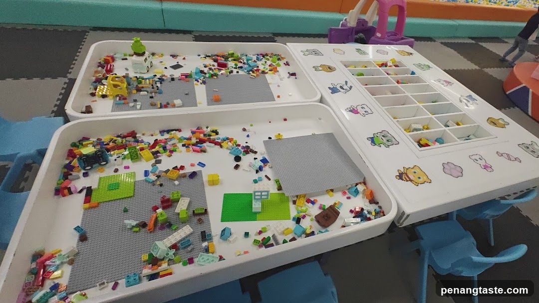 LEGO Building Area