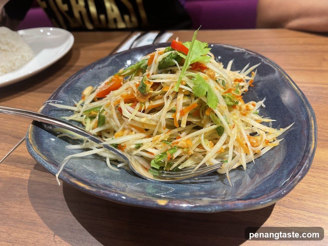 Papaya Salad (Som Tum)