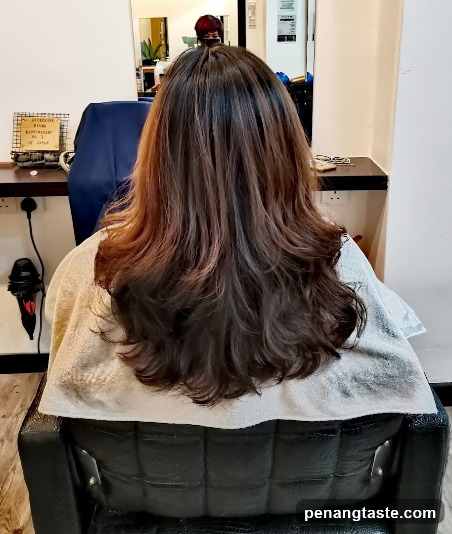 Salon Interior View