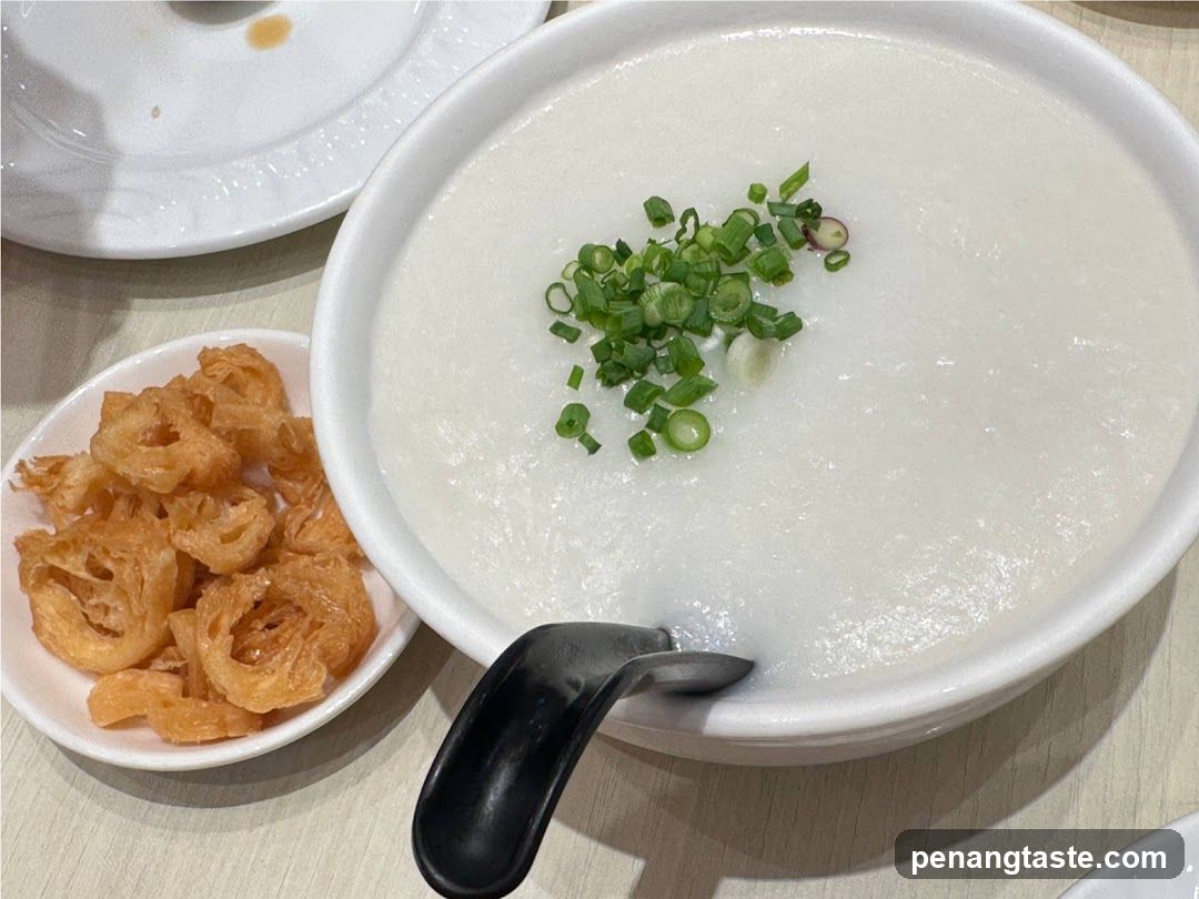 Congee with Scallions and Fried Dough Rings