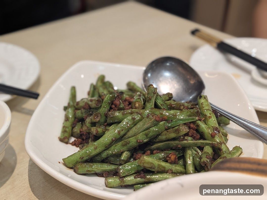 Stir-fried Green Beans with Minced Meat