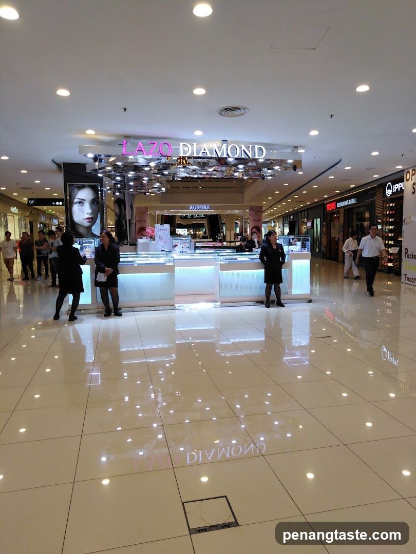 Lazo Diamond Store Interior