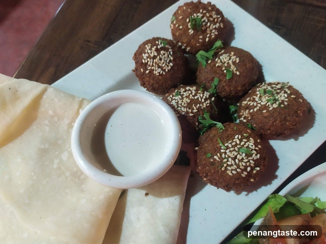 Fried Falafel with Pita and Tahini Sauce