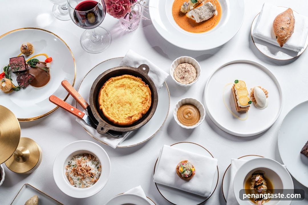 Fine Dining Table Setting