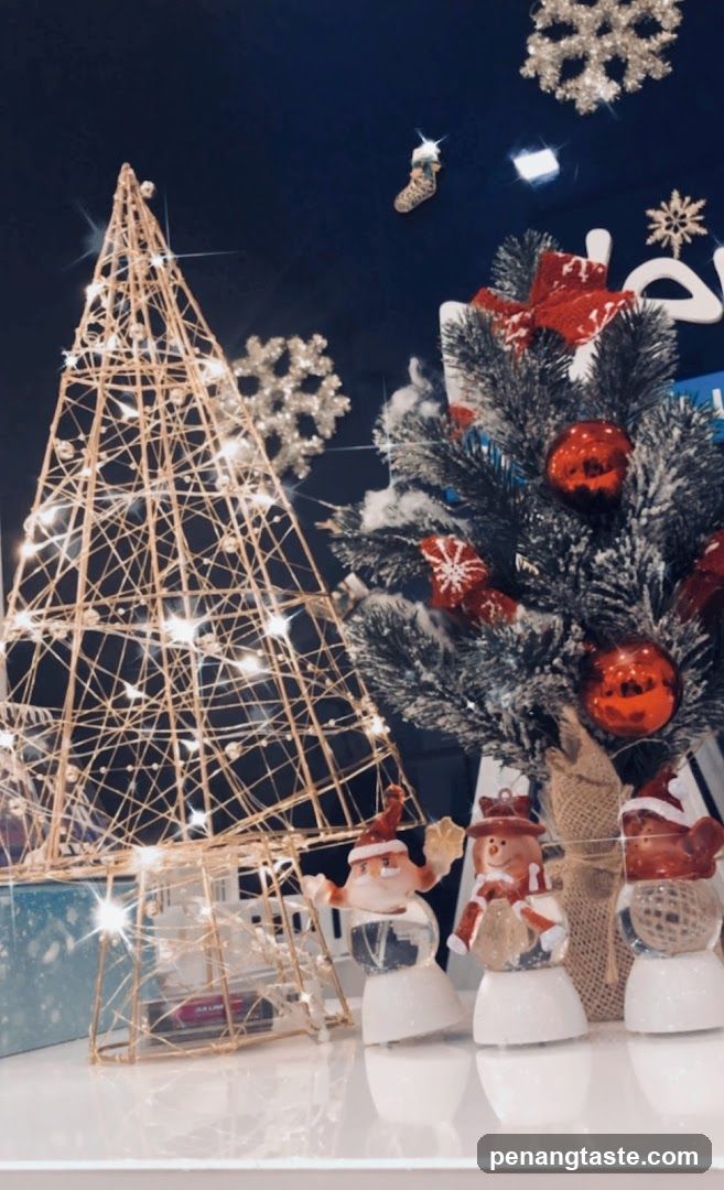 Christmas Decor Display