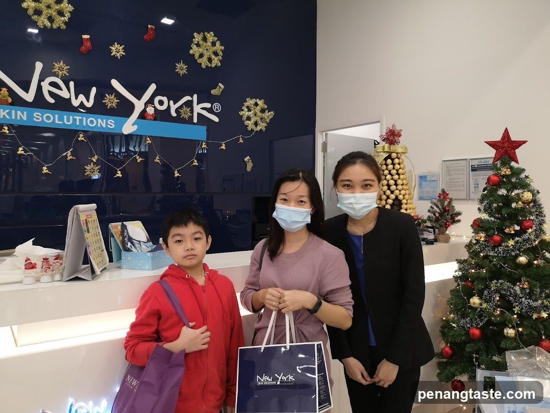 Christmas Group Photo at New York Solutions Store