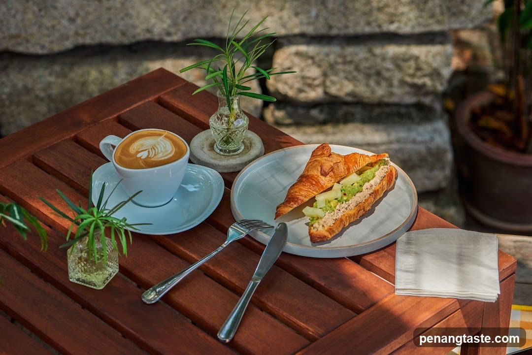 Outdoor Breakfast Setting