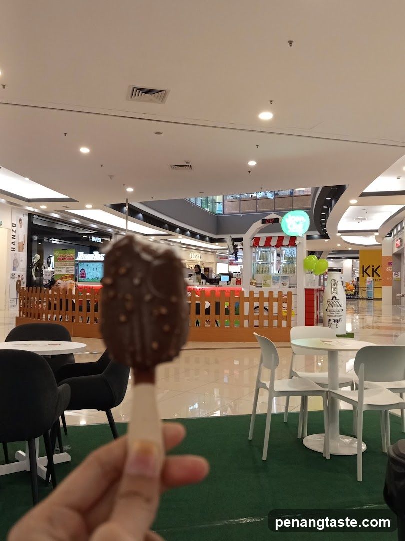 Ice cream in mall