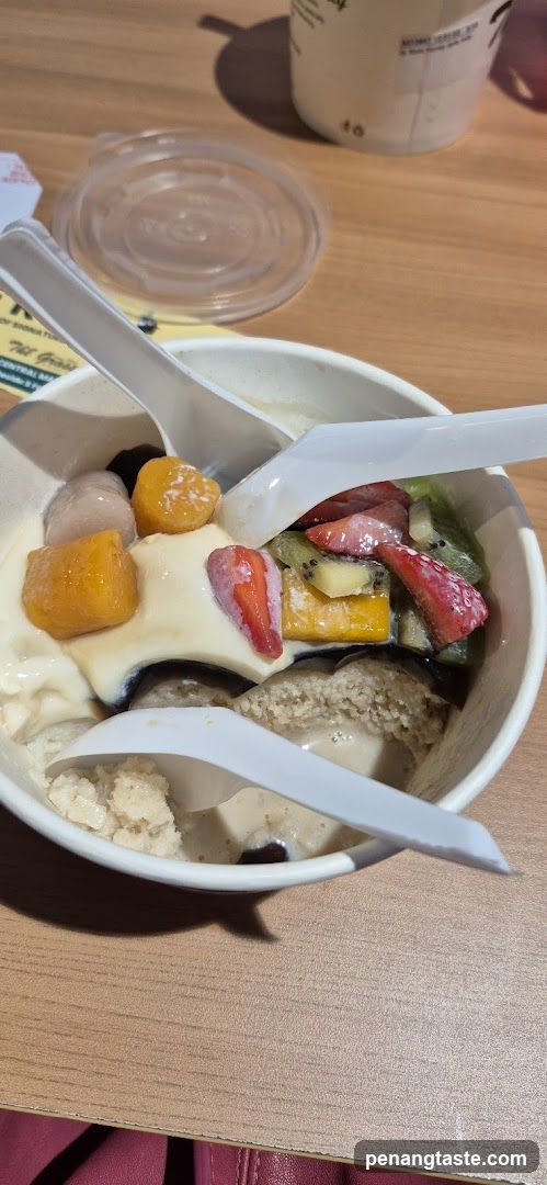 Fruit Dessert Bowl