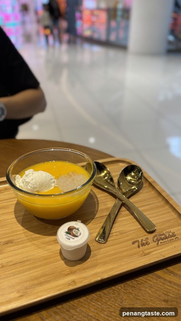 Dessert with Mango Pudding and Cream