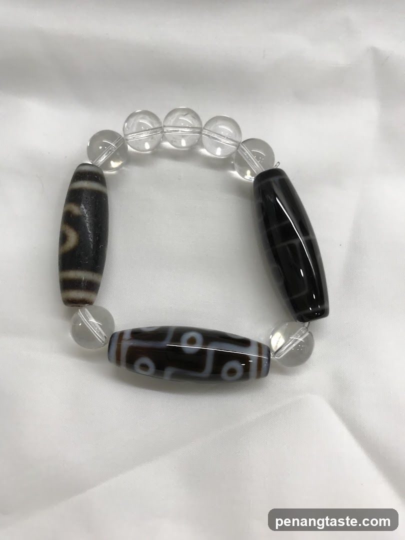 Beaded Bracelet with Crystal and Agate Beads